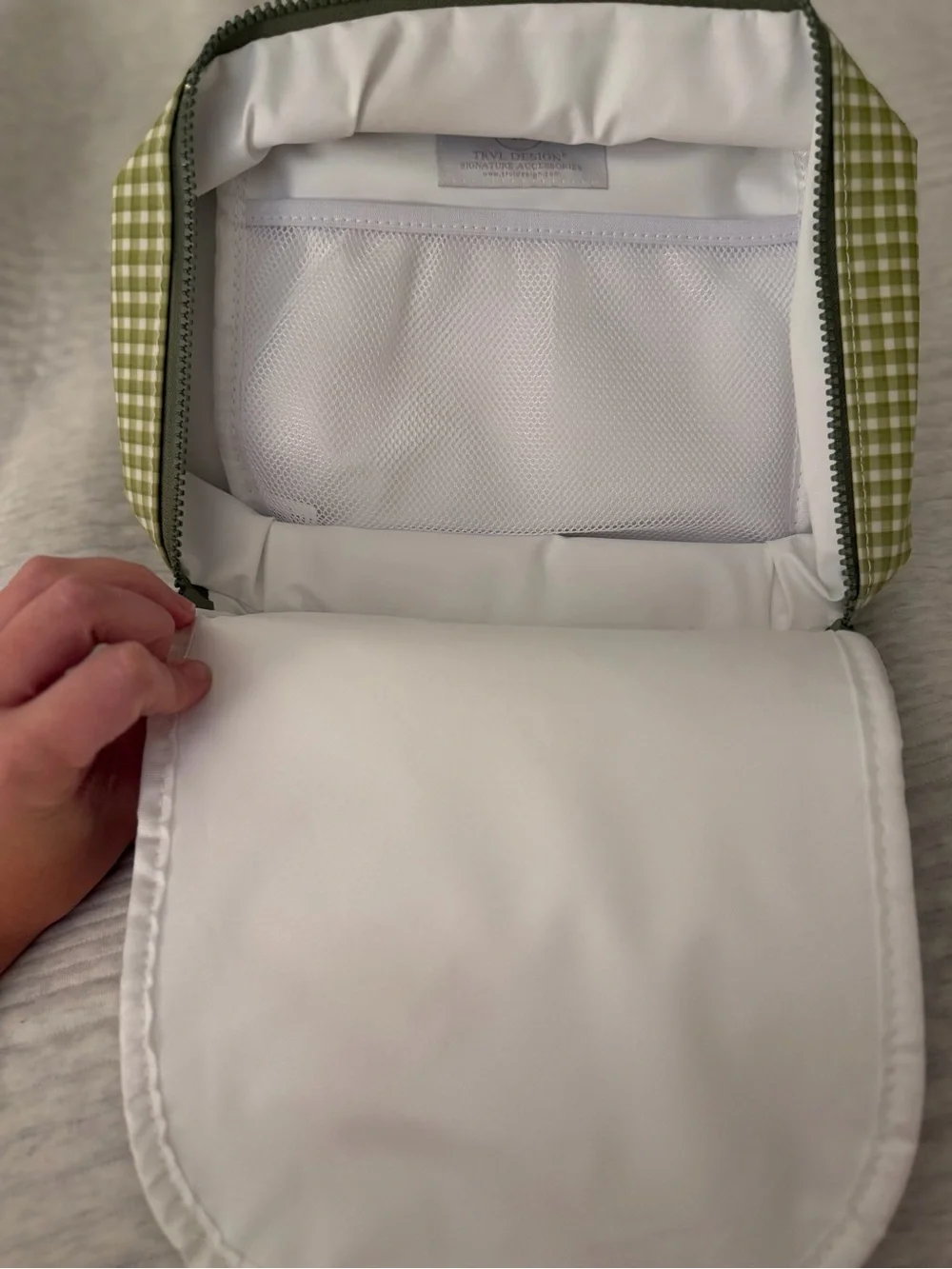 NWOT TRVL Lunchbox